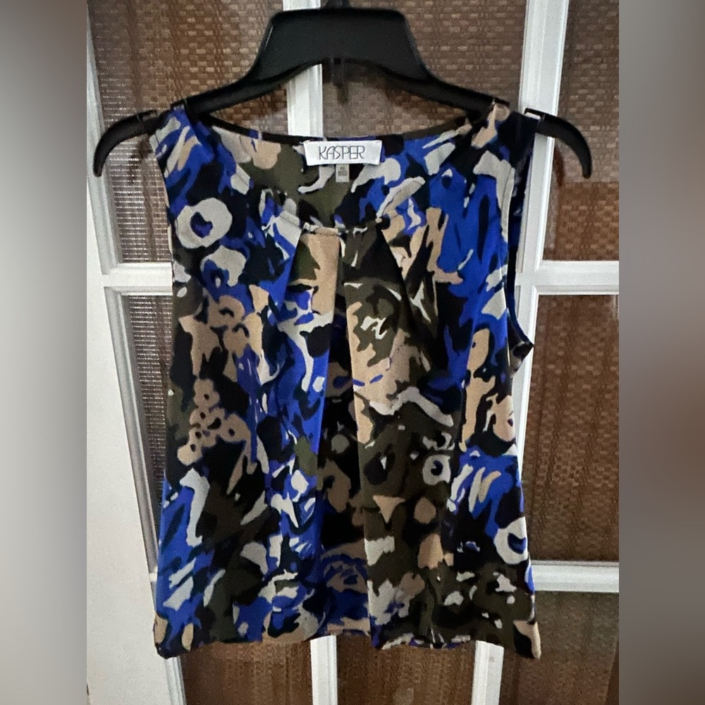 Kasper Vibrant Blue & Black Patterned Top for a super comfy versatile look SZ PS